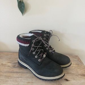UO TIMBERLAND SNOW BOOTS
